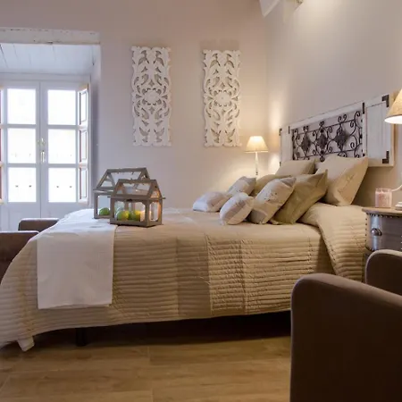 Luna Palacio Almagra 4*