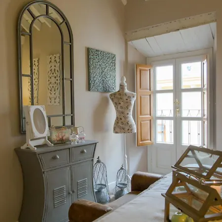 Luna Palacio Almagra Aparthotel