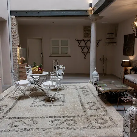 Palacio Almagra Apartment Granada